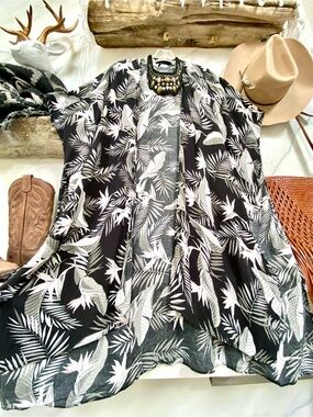 Botanical safari vibe boho Cape/cover up w resort vacay beach cottagecore feel